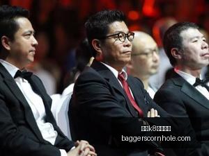 勇士制胜之,克雷狂砍,库里,凯发k8一触即发官网,凯发k8一触即发App,凯发k8一触即发下载,凯发k8一触即发登录,凯发k8一触即发平台